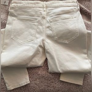 White, Old Navy, skinny jeans